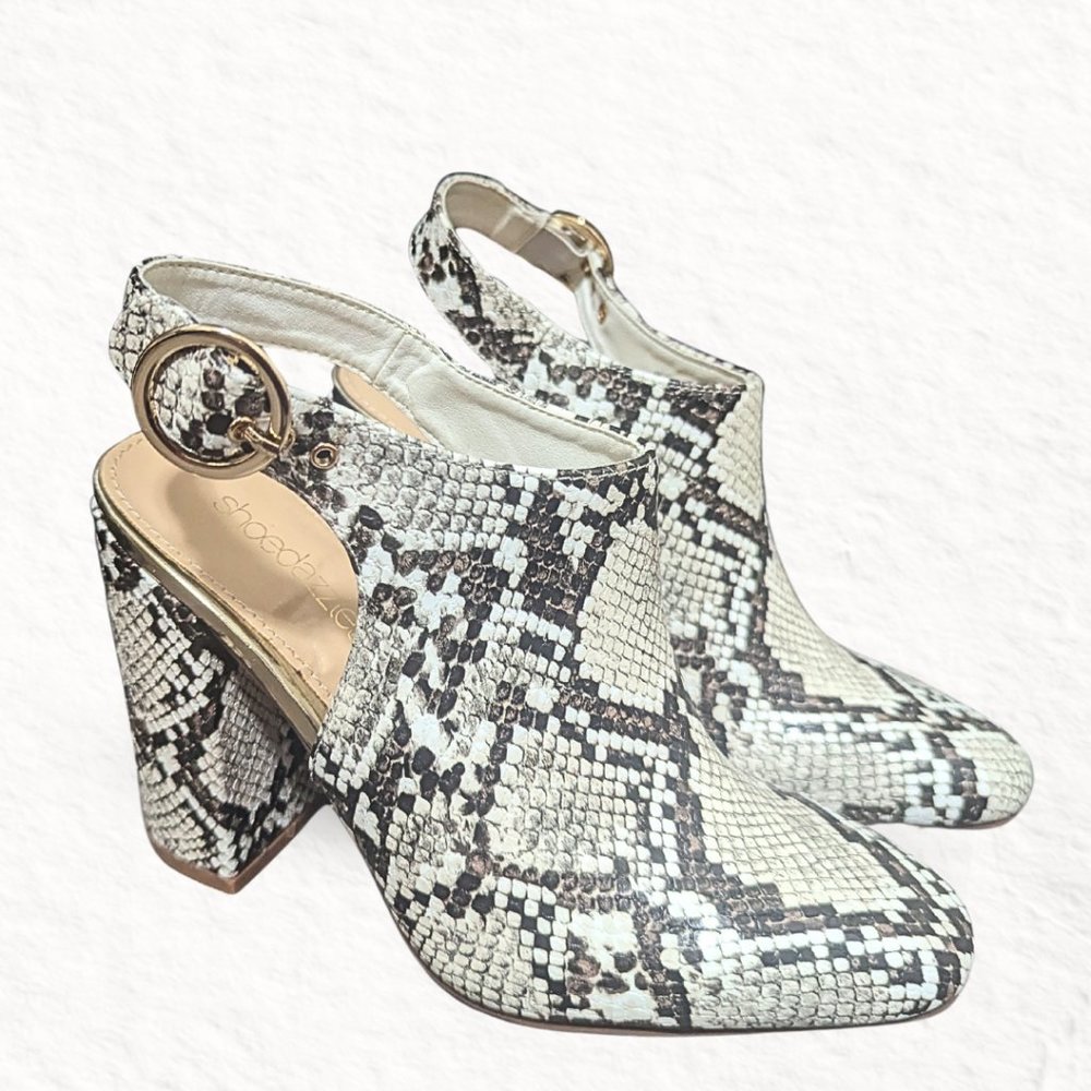 Faux Snakeskin Booties, Brand New!